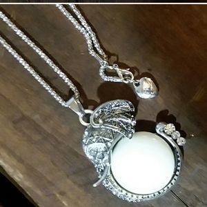 New Betsey Johnson Sparkle Elephant Pendant Necklace- 28"